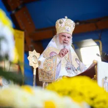 Patriarhul cheamă la libertate responsabilă în pandemie: Darurile cele mai mari sunt sănătatea și mântuirea