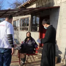 Voluntarii Paraclisului Catedralei Naționale ajută din nou. În atenţia lor, familii din Băltița, Mănești și Zalhana