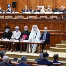 Patriarhul României a participat la ședința solemnă a Parlamentului dedicată Zilei Naţionale