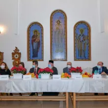 Bucuria vindecării: Medici și foști pacienți au vorbit despre știință și credință la Paraclisul Catedralei Naționale