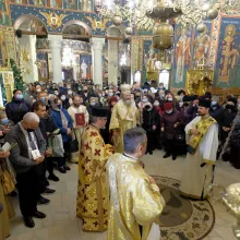 Sf. Nicolae ne învaţă să rămânem statornici în credinţă şi să fim milostivi: PS Ieronim la Kilometrul zero