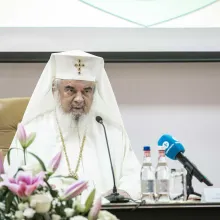 Patriarhul Daniel despre cinstirea memoriei celor adormiți și îngrijirea cimitirelor (Conferință clericală)