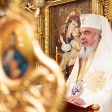 Patriarhul Daniel: Slujba săvârșită la trecerea dintre ani este o punte a recunoștinței și a speranței