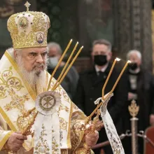 Patriarhul Daniel le transmite urări de bine românilor cu prilejul Sărbătorii Botezului Domnului (VIDEO)