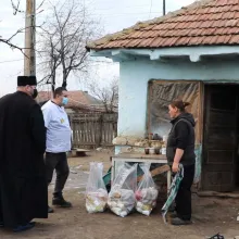 Voluntarii Catedralei Naționale continuă să sprijine familiile în dificultate din județele Ilfov și Prahova