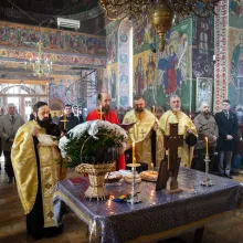 Pr. Haralambie Balamace, pomenit la Biserica Mavrogheni: „Izvorul de putere care vine din jertfa martirilor este binevenit”