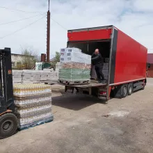 Patriarhia Română a trimis 15 tone de ajutoare la Kiev. Vor ajunge cu implicarea eparhiei Basarabiei de Sud