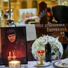 Mesajul Patriarhului Daniel la înmormântarea Maicii Stavrofore Lucia Dumbravă, proinstareță a Mănăstirii Pasărea
