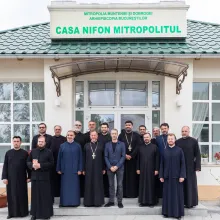 Preoții Slujitori din Cimitirele de Stat ale Capitalei s-au întrunit la Mănăstirea Cernica