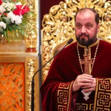 Hram la Parohia Brâncuși: Sfântul Ioan Rusul ne arată că tinerețea poate fi prilej de sfințenie
