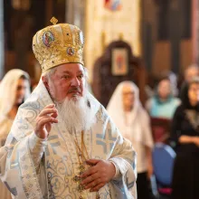 PS Varlaam îndeamnă să ne rugăm pentru unitatea Bisericii și pentru credința fiecăruia. „Există multă manipulare”