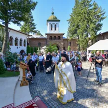 Înaintemergătorul a știut să se micșoreze pentru a-I face loc lui Hristos: Hram la Mănăstirea Plumbuita