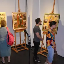 Lucrările câștigătorilor Concursului „Icoana ortodoxă – lumina credinței” sunt expuse la Muzeul Satului din Capitală