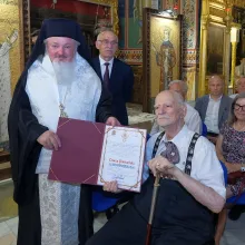 Acad. Bălăceanu Stolnici, serbat la 99 de ani. A primit Crucea Patriarhală pentru mireni