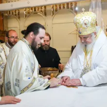 Biserica Mănăstirii Ghighiu a fost resfințită în urma lucrărilor de restaurare