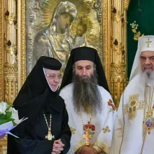 Patriarhul Daniel a felicitat Mănăstirea Pasărea pentru activitățile desfășurate