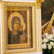 Icoana Maicii Domnului Siriaca adusă la hramul singurei biserici bucureștene dedicată Sfinților Părinți Ioachim și Ana
