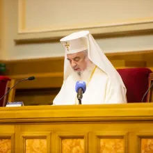 Patriarhul Daniel: Icoana ortodoxă este o chemare permanentă la rugăciune