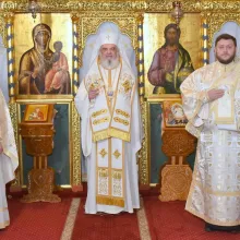 Patriarhul Daniel: Iisus Hristos ne arată că este drept şi demn ca omul să mulţumească pentru binefacerile primite