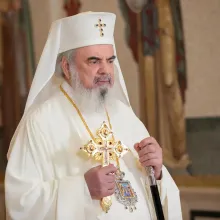 Patriarhul Daniel, în Ajunul Bobotezei: Creatorul vine în creația Sa, este o sărbătoare cu dimensiune cosmică