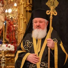 PS Varlaam la Denia Prohodului: Hristos moare pe crucea Golgotei ca prin moartea Sa să ne dăruiască arvuna învierii