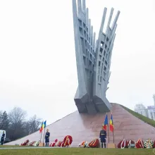 Ziua naţională de cinstire a martirilor din temniţele comuniste
