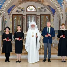 Patriarhul Daniel, Ziua Regalităţii: Adresăm întregii Familii Regale a României felicitări, binecuvântări şi calde urări de sănătate