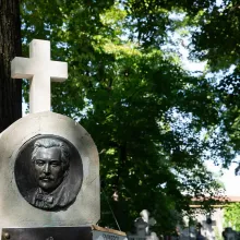 Pomenire la mormântul Poetului Național: A reușit să scrie cel mai bine despre spiritualitatea poporului român