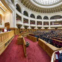 Comuniunea, hrană pentru sufletul vârstnicilor: Experiențe împărtășite de Patriarhul Daniel și Pr. Nicolae Tănase
