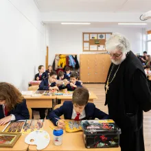Școala Sf. Trei Ierarhi, locul unde elevii nu fac meditații și intră la două facultăți, în același timp