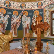 A fost sfinţită pictura bisericii prahovene Sângeru