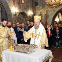 PS Timotei Prahoveanul a sfinţit la o parohie bucureşteană racla în care vor fi aşezate moaştele Sf. Tatiana diaconiţa