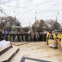 PS Varlaam Ploieșteanul a binecuvântat noul monument dedicat eroilor transmisioniști