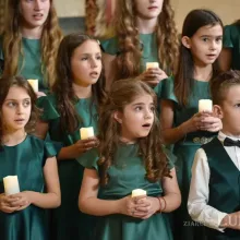 Colindători la Reședința Patriarhală: „Semănați cu îngerii de la Betleem”