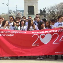 Mii de participanți la Marșul pentru viață de la București: Susțineți, fiți aproape, implicați-vă!