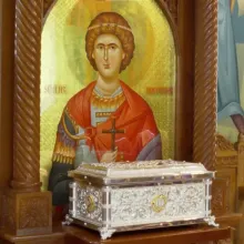 O parohie ilfoveană a primit în dar un fragment din moaștele Sf. Mc. Gheorghe