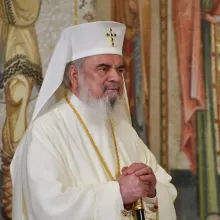Patriarhul Daniel îndeamnă părinții, profesorii și preoții să îi susțină pe tinerii care au examene