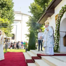 PS Varlaam: În istoria umanității, nicio persoană nu a fost mai cinstită și mai lăudată decât Maica Domnului