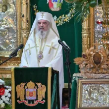Patriarhul Daniel, la Mănăstirea Pasărea: Credința celor milostivi îl ajută pe cel bolnav