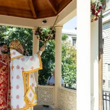PS Paisie Sinaitul a sfințit Altarul exterior al Bisericii Domnița Bălașa din Capitală