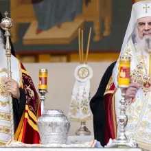 Patriarhul Daniel la primirea moaștelor Sf. Lazăr: Este un simbol puternic al biruinței asupra morții