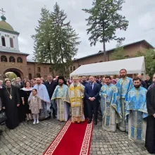 Maica Domnului, ocrotitoare pentru întreaga Biserică: PS Timotei Prahoveanul la Mănăstirea Plumbuita