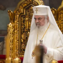 Patriarhul Daniel: Judecata bogatului și a săracului Lazăr nu s-a făcut după faptele lor, ci după starea sufletului