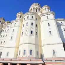 Șase ani de la sfințirea Catedralei Naționale: Un prilej ca românii să-i mulțumească lui Dumnezeu
