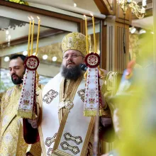 Sf. Ioan Gură de Aur, serbat la Paraclisul Catedralei Naționale: Să imităm curajul, tăria, nevoinţa şi sfinţenia vieţii lui