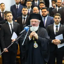 Trebuie să păstrăm sărbătorile în imacularea lor: PS Varlaam, la concertul de colinde al Facultății de teologie din Capitală