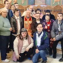 Parohia „Sf. Gheorghe” – Nou din Capitală a oferit daruri pentru 25 de tineri cu sindrom Down
