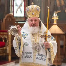 PS Varlaam Ploieșteanul: Iisus ne trece în fiecare clipă pe lângă inimă și ne invită să-L primim în viața noastră