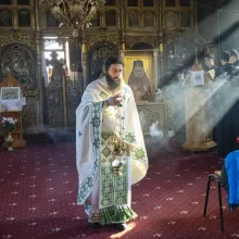 Ziua dezrobirii romilor, celebrată în Parohia Sintești: Ne amintim de acel moment și privim către viitor