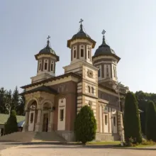 Biserica mare a Mănăstirii Sinaia va fi restaurată cu fonduri de la Institutul Național al Patrimoniului